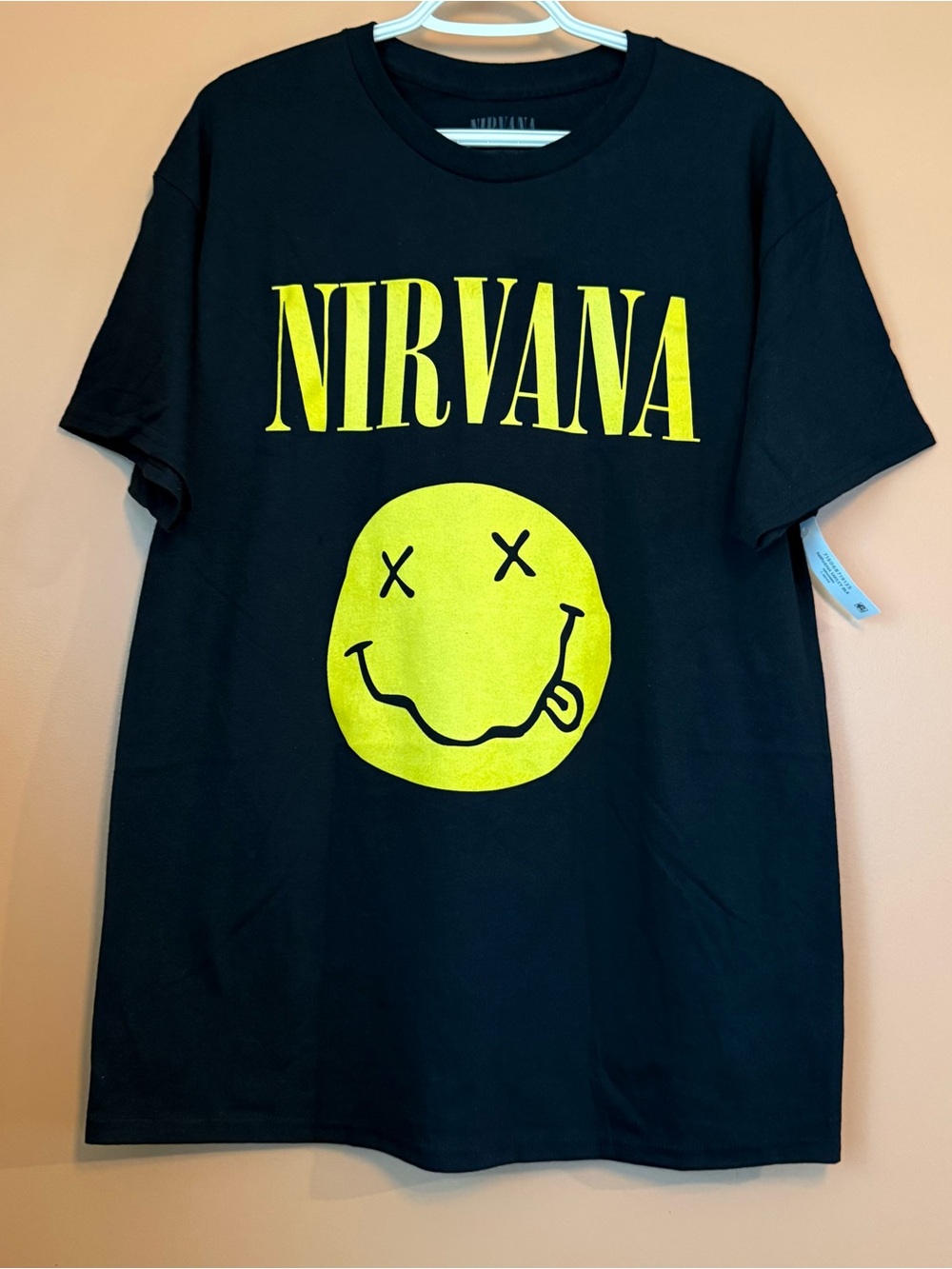 Nirvana Men’s Large Black Smiley Face Graphic Band Tee Grunge Rock NWT